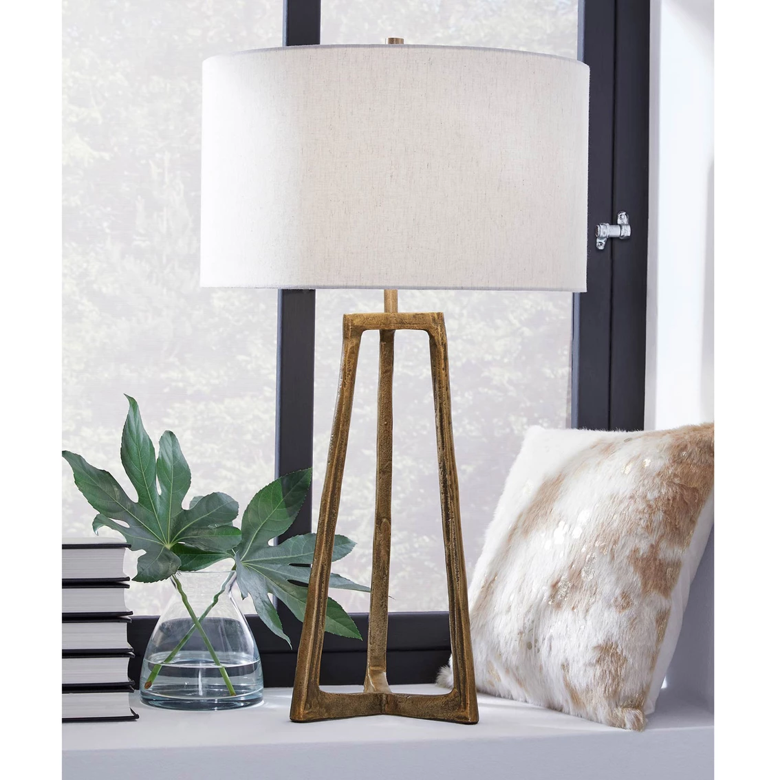 Budget π₯° Signature Design By Ashley Wynlett 35 In. Table Lamp β¨ - Image 2