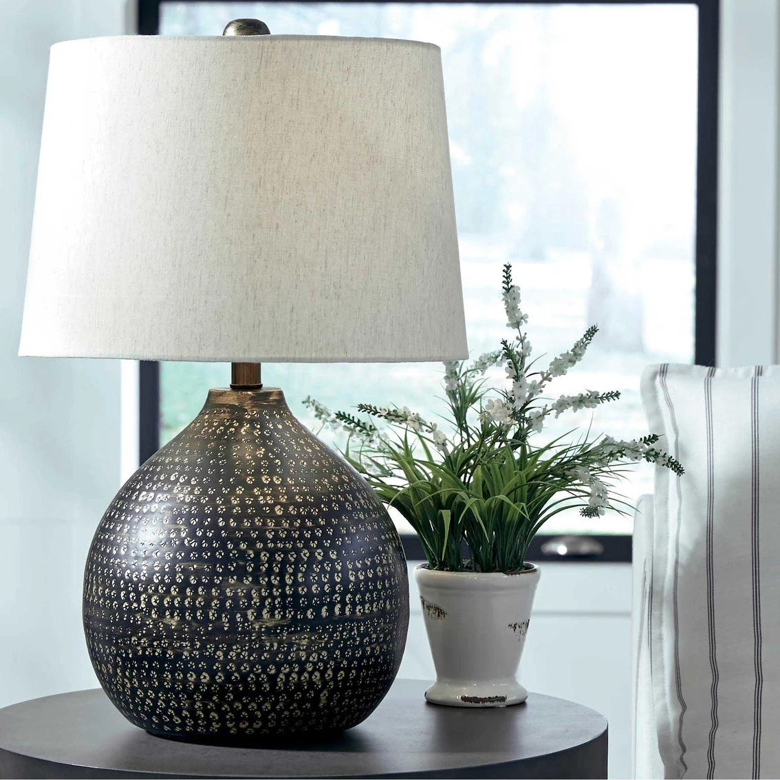 Cheap 😀 Signature Design By Ashley Maire 24.25 In. Metal Table Lamp 🎉 1 Cheap 😀 Signature Design By Ashley Maire 24.25 In. Metal Table Lamp 🎉