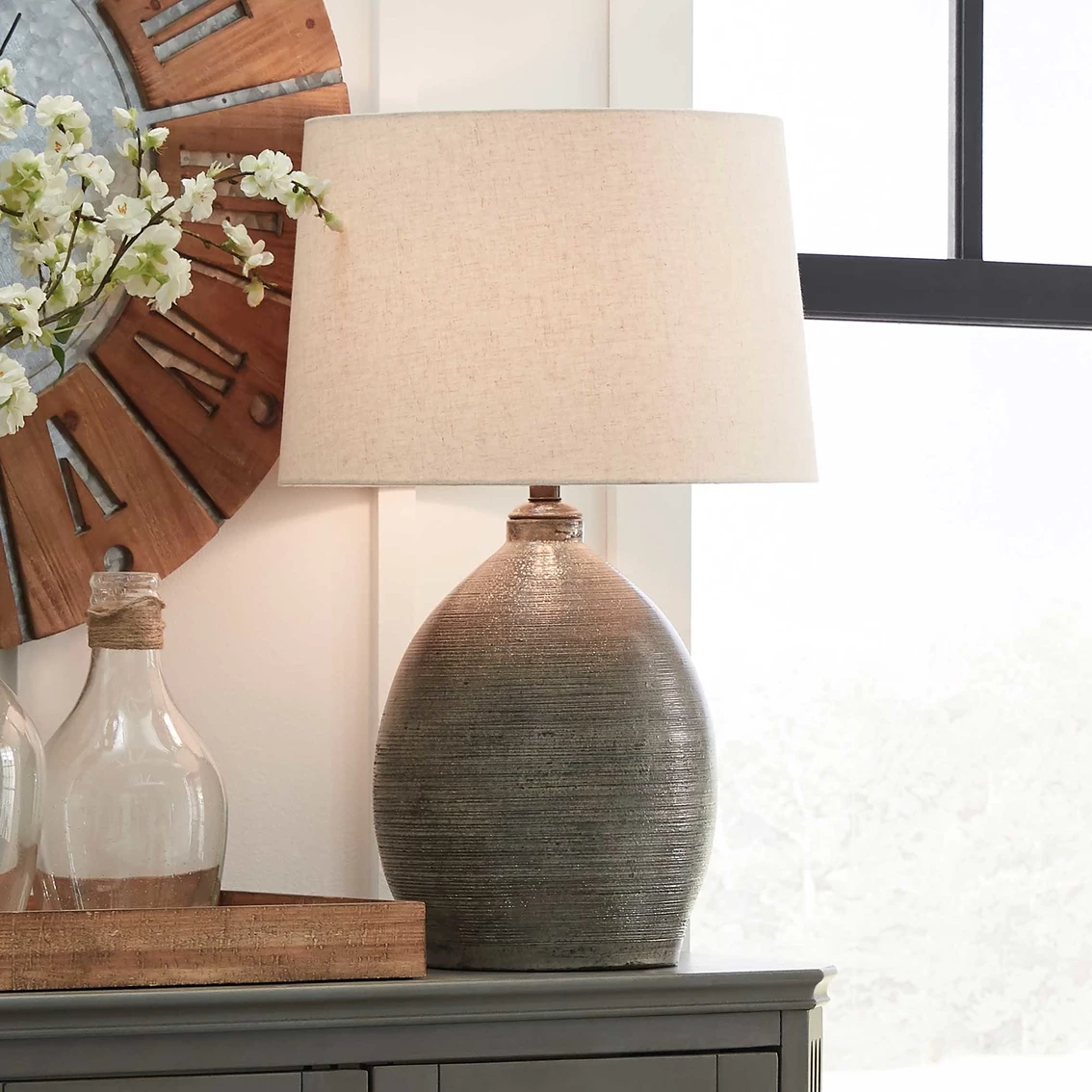 Hot Sale 🌟 Signature Design By Ashley Joyelle Terracotta 27.5 In. Table Lamp ❤️ 2 Hot Sale 🌟 Signature Design By Ashley Joyelle Terracotta 27.5 In. Table Lamp ❤️ - Image 2